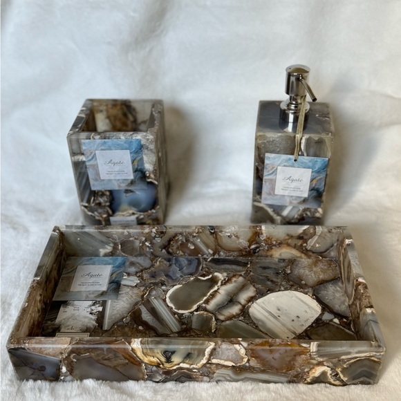 Luxurious Agate Bathroom Accessories Set Of 3 - Picture 1 of 14